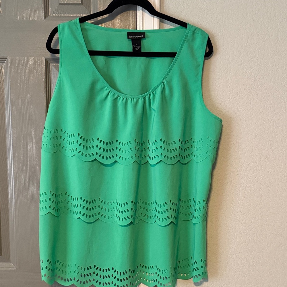Lane Bryant Plus Size Green Tank Top with Scalloped Cut-Out Design